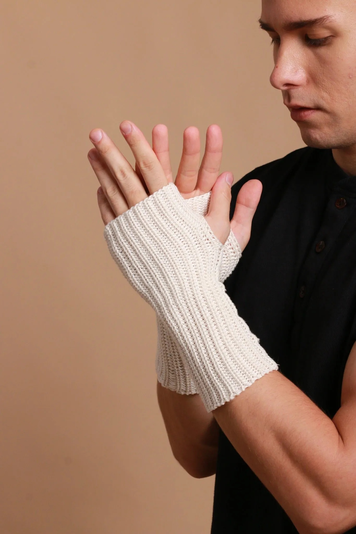 Allergy-Free Knitted Arm Warmers