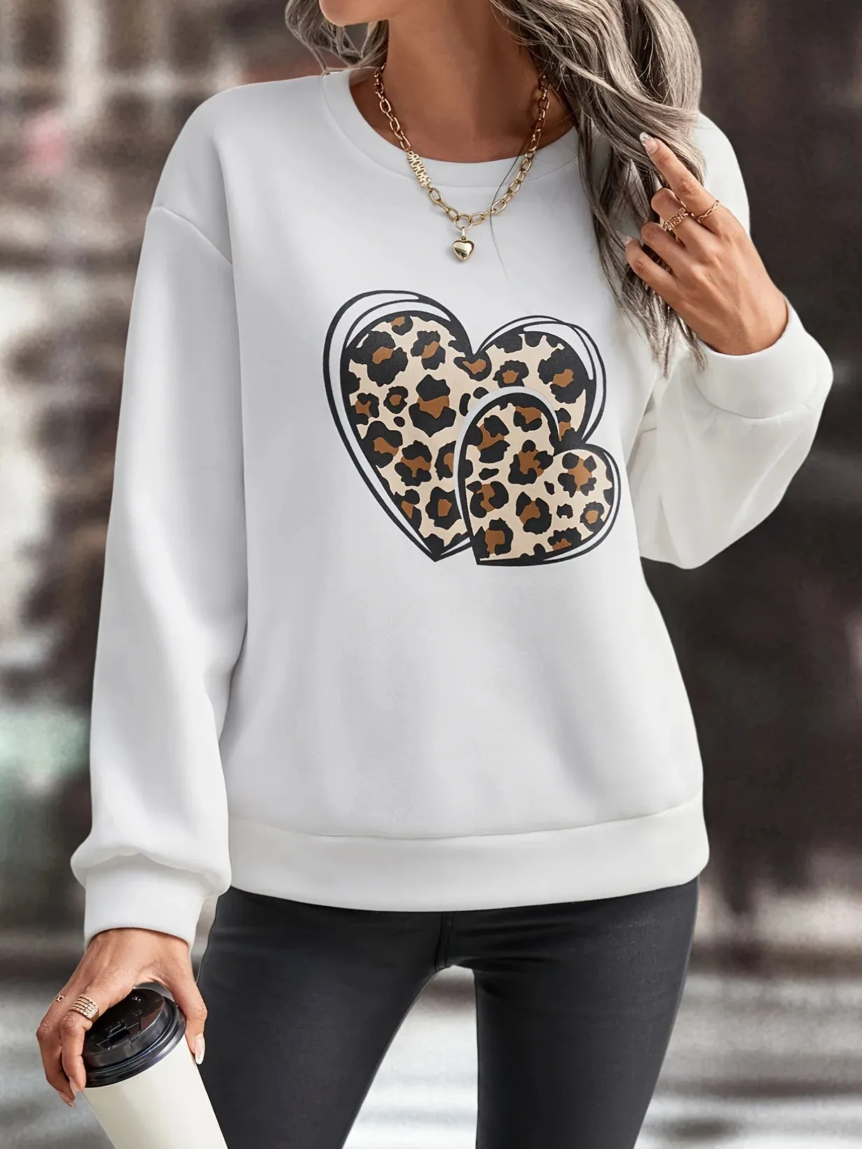 Women Trendy Casual Leopard Heart Graphic Print Streetwear Y2K Sweatshirts Female Autumn Fashion Loose Long Sleeve Pullover Tops